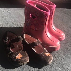 Two pairs kids shoes